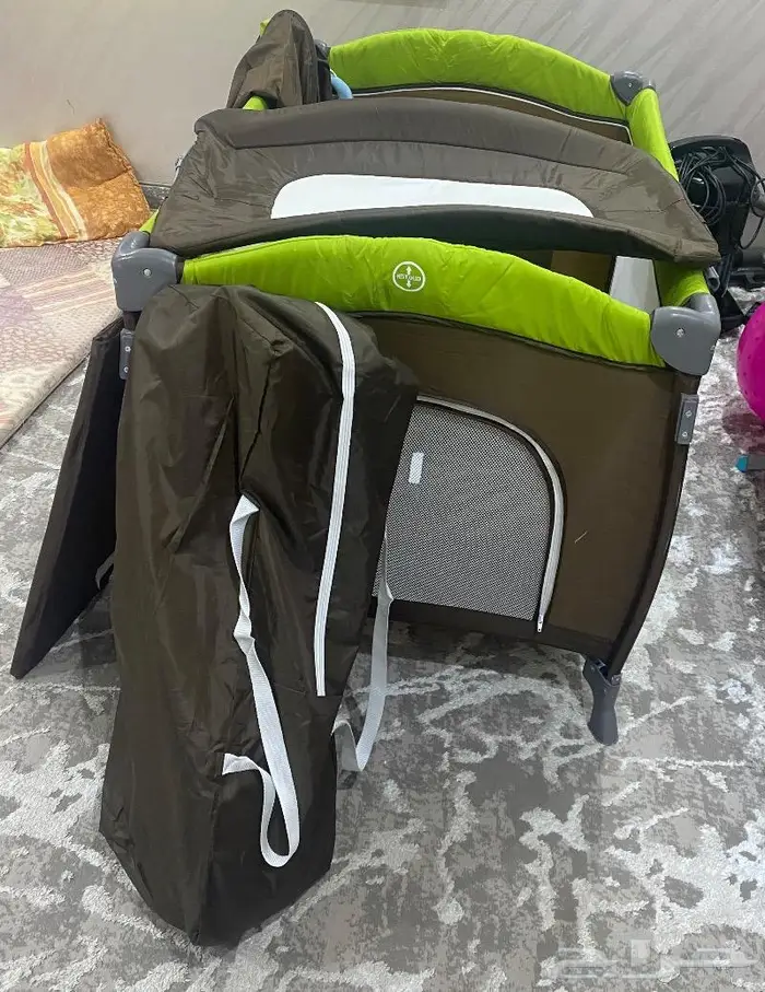 سرير اطفال 1