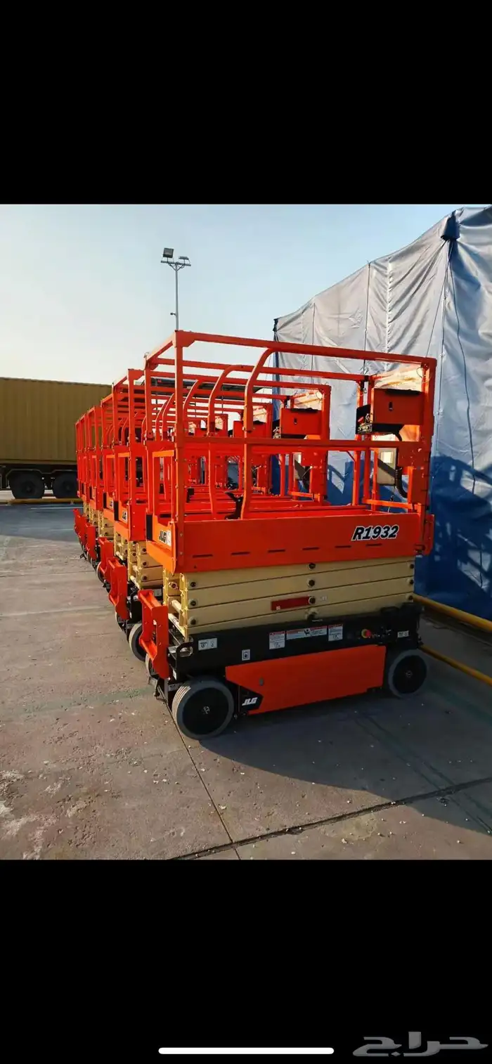 مولدات كهرباء - رافعات للايجار 1