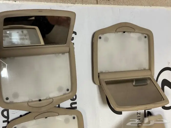 لمبات السقف الخلفي لكزس LS 430 2