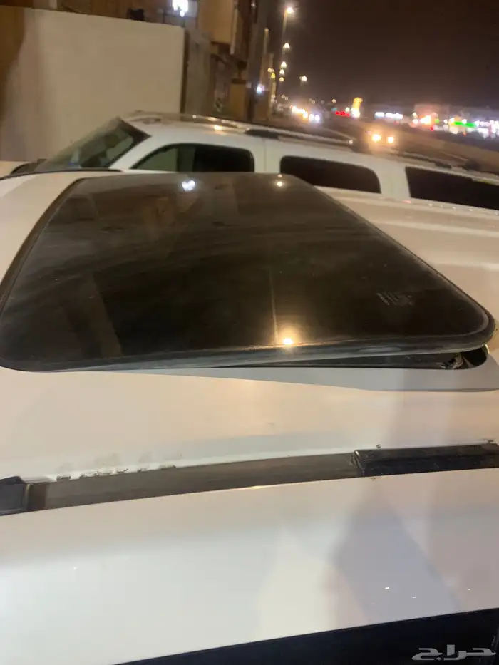 مركز المدينه لاصلاح وصيانت فتحات تندات السقف السيارات 7