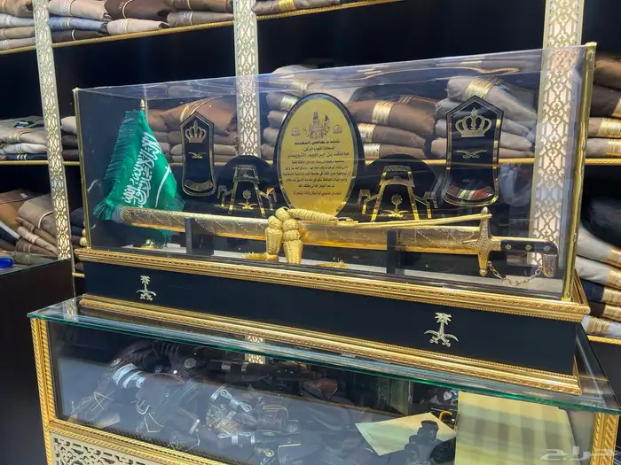 ملازم هدية درع دروع سيف بشت رمح جنبيه ضابط 12