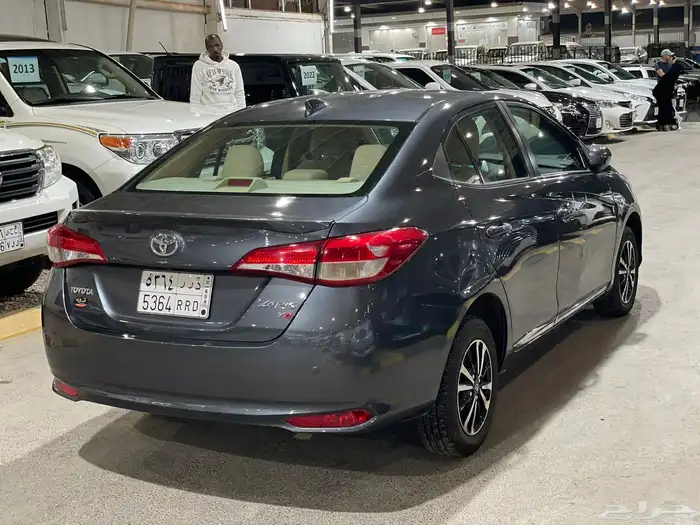 تايوتا يارس 2022 4