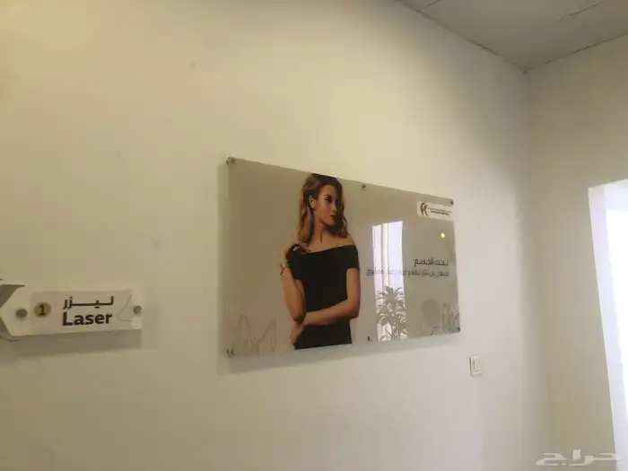 طباعة وتركيب استيكر طباعة مطبوعات ورقية لوحات مضيئة 28