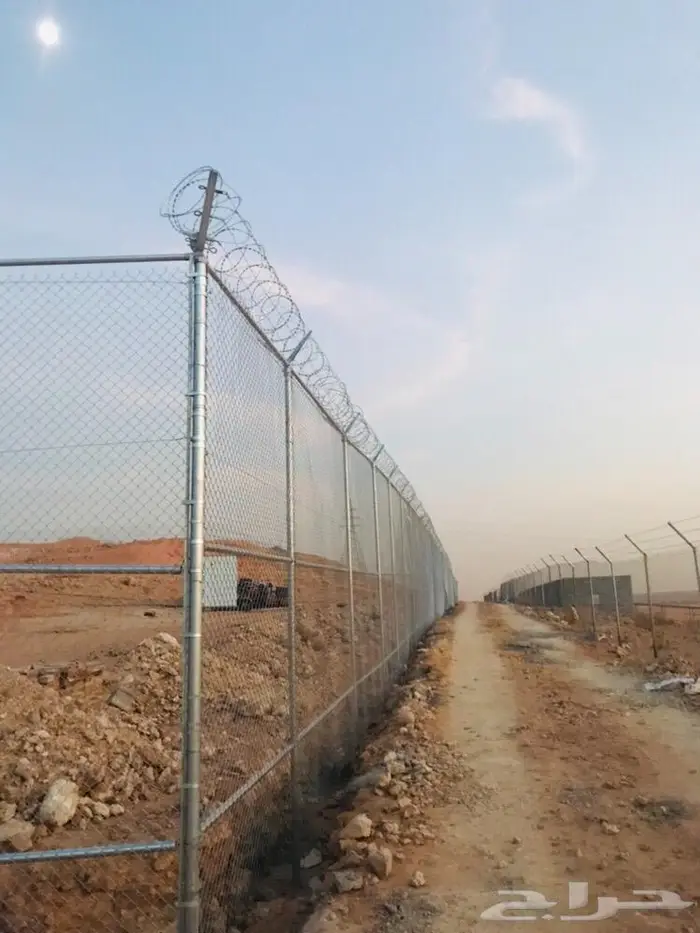 نقوم بتركيب جميع انواع الشبوك شبك مزارع وغيرها 1