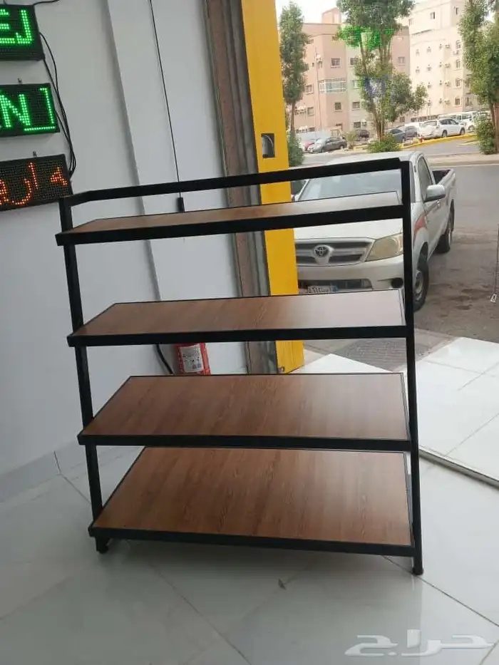 استاند أرفف مائل. استاند مثلث معا رف 0