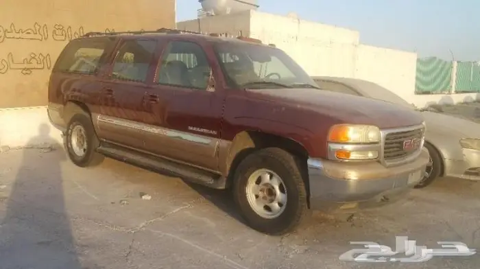 تاهو موديل 2008 مصدوم تشليح ((قطع غيار فقط)) 9