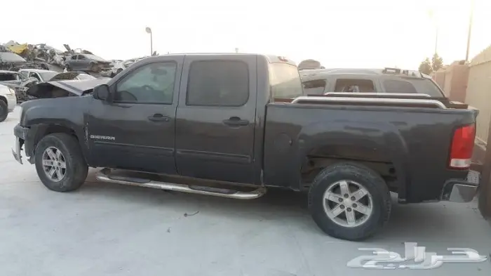 تاهو موديل 2008 مصدوم تشليح ((قطع غيار فقط)) 7