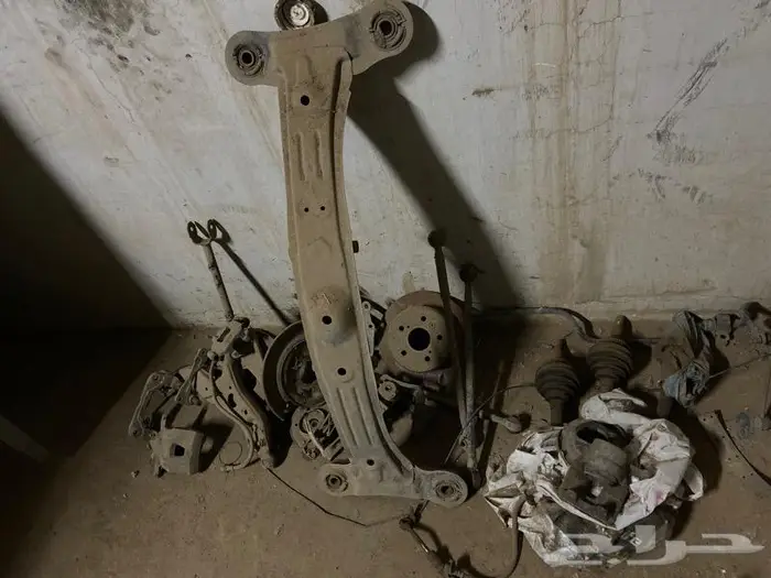 تانكي بنزين -كمر- هوبات- عكوس كامري من 2003-2006 1