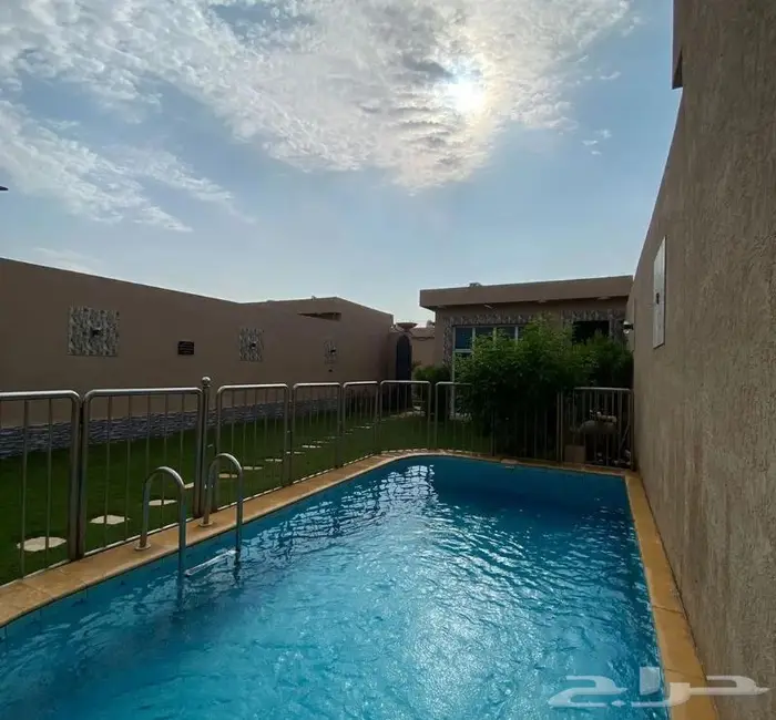 شاليهات في حي الرمال 0