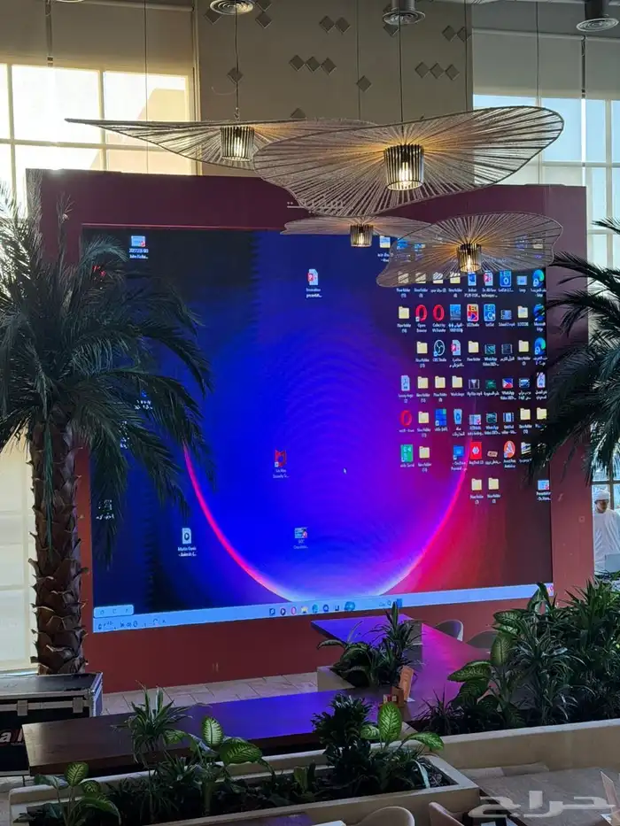 شاشات إضاءات موتمرات 2