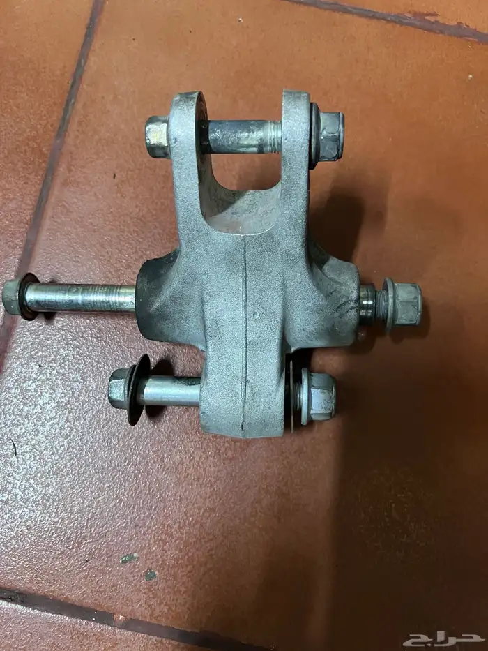 قطع دباب بوليفارد 1800 m109r منوعه أصلية 2