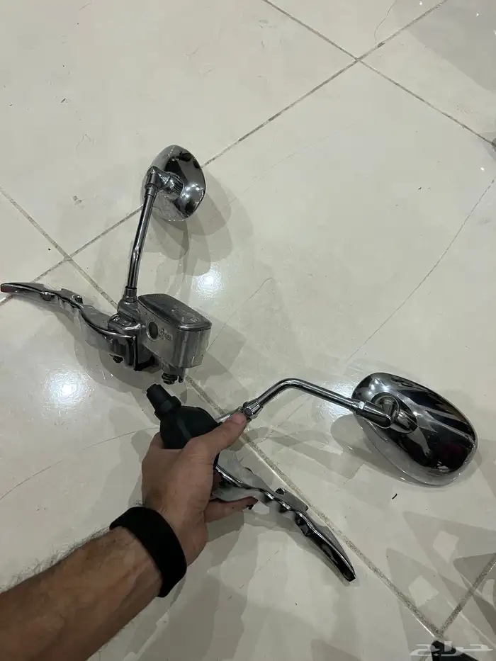 قطع دباب بوليفارد 1800 m109r منوعه أصلية 34
