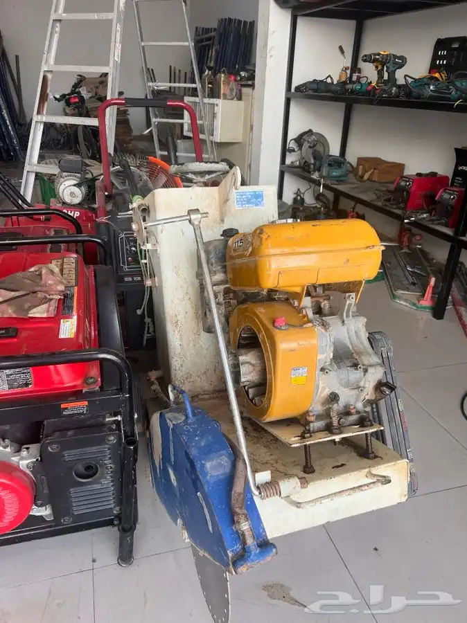 مقص اسفلت او خرسان تأجير يومي 1