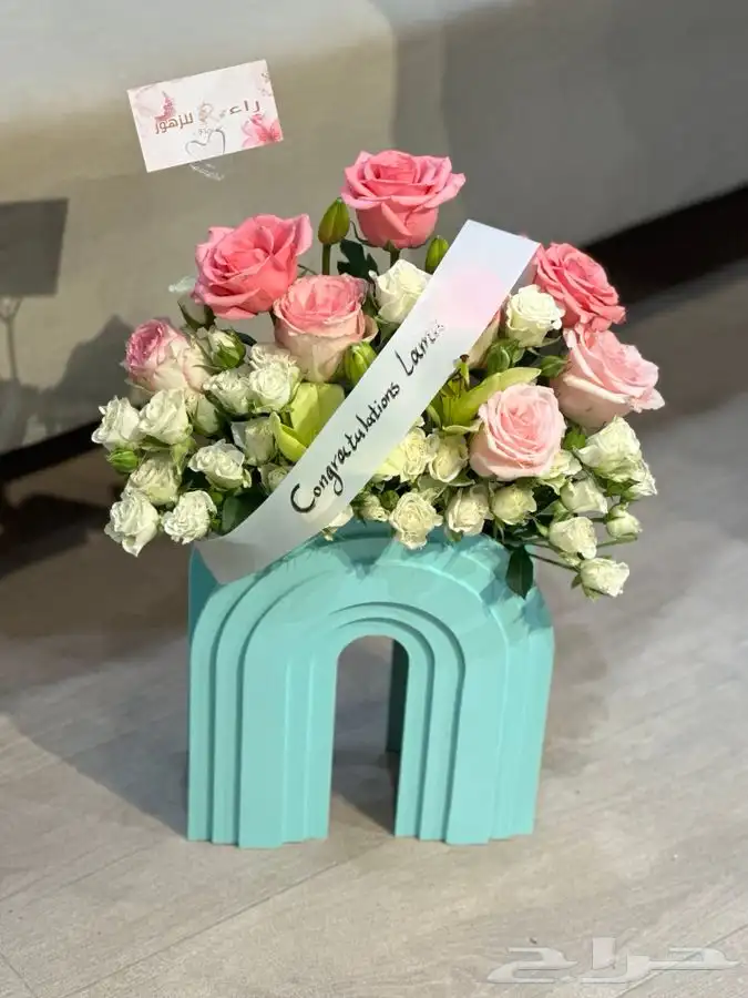 هدايا باقات ورد فازات طبيعي و صناعي مواليد تخرج مع التوصيل 19