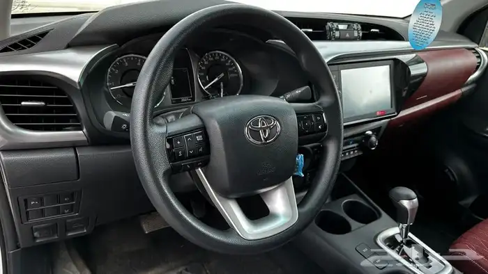 هايلكس عداد 2 ألفين فقط 18