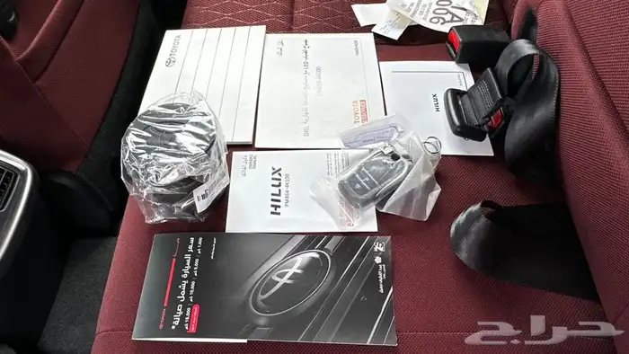 هايلكس عداد 2 ألفين فقط 4