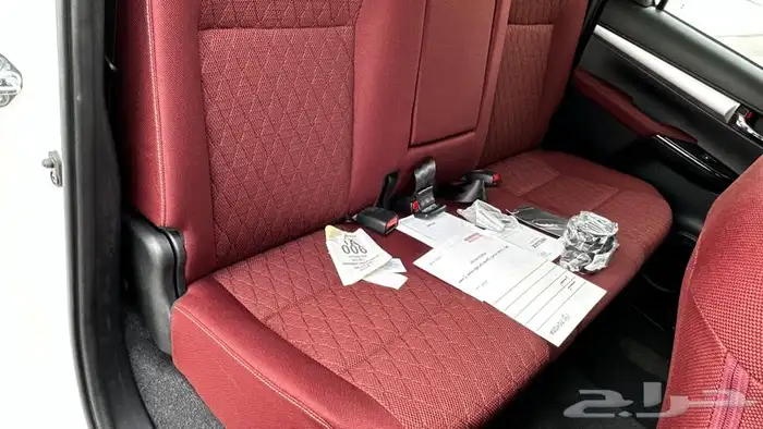 هايلكس عداد 2 ألفين فقط 29