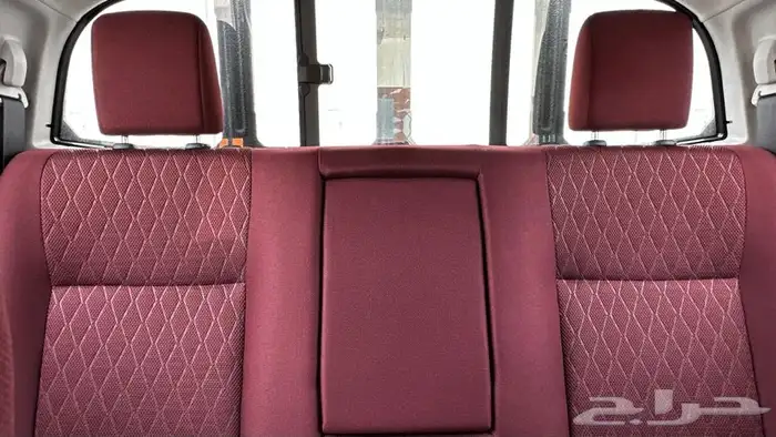 هايلكس عداد 2 ألفين فقط 28