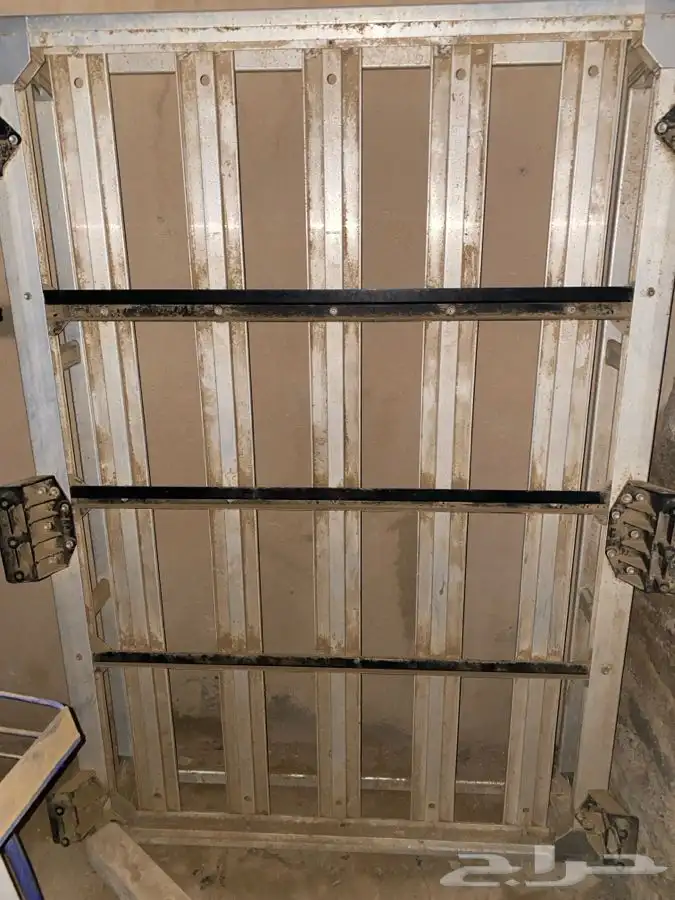 سلة عفش صالون 0