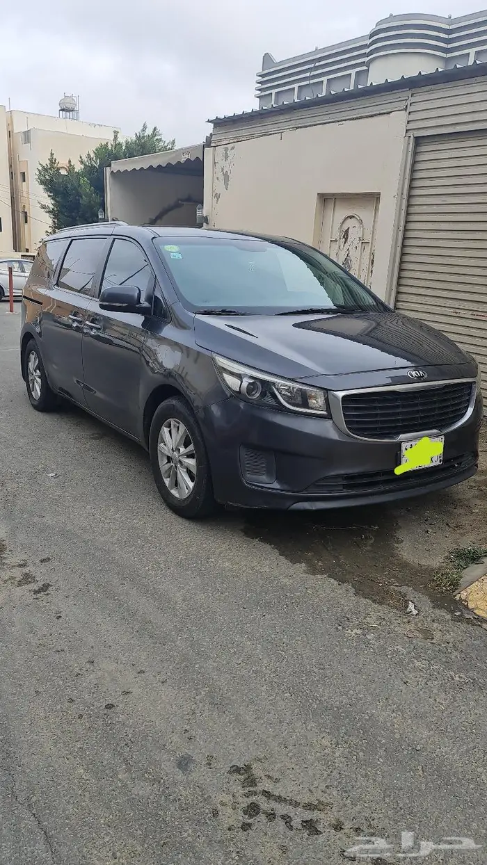 كرنفال نظيف جدا سياره عائليه 8