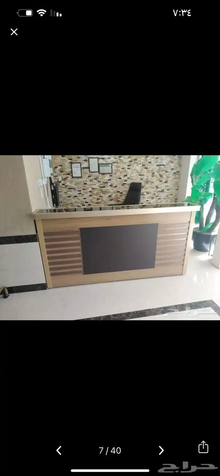 طاولات عرض كاشير استقبال تجهيز محلات التجاريه ارفف تعليق 31