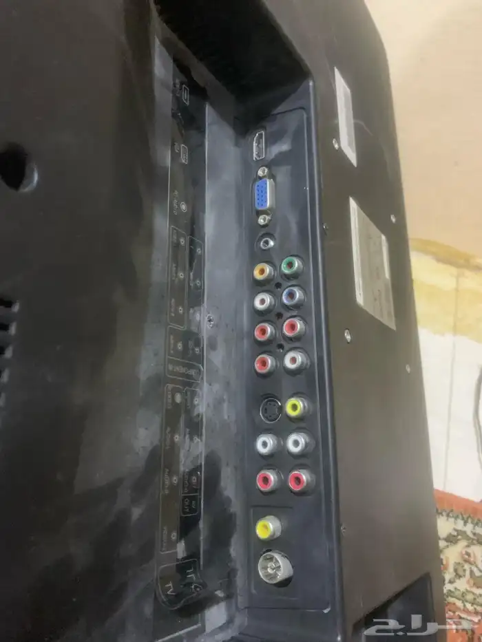 للبيع سوني ثري مع شاشة ب 250 ريال السوني شغال والشاشةممتازة 6