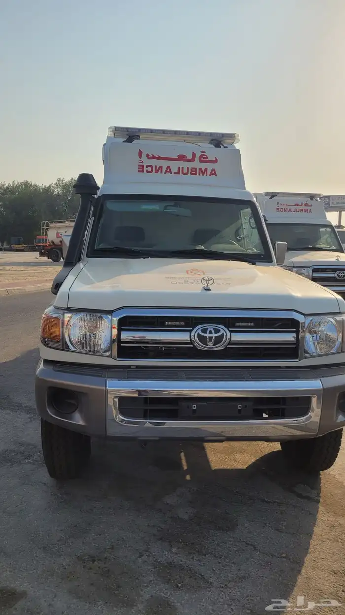 اسعاف لاندكروز دبل موديل 2023 مجهز طبيا للتاجير 1
