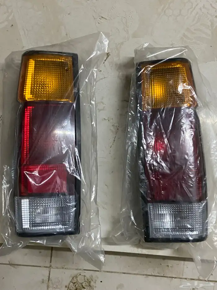 قطع وانيت نيسان 2000 1