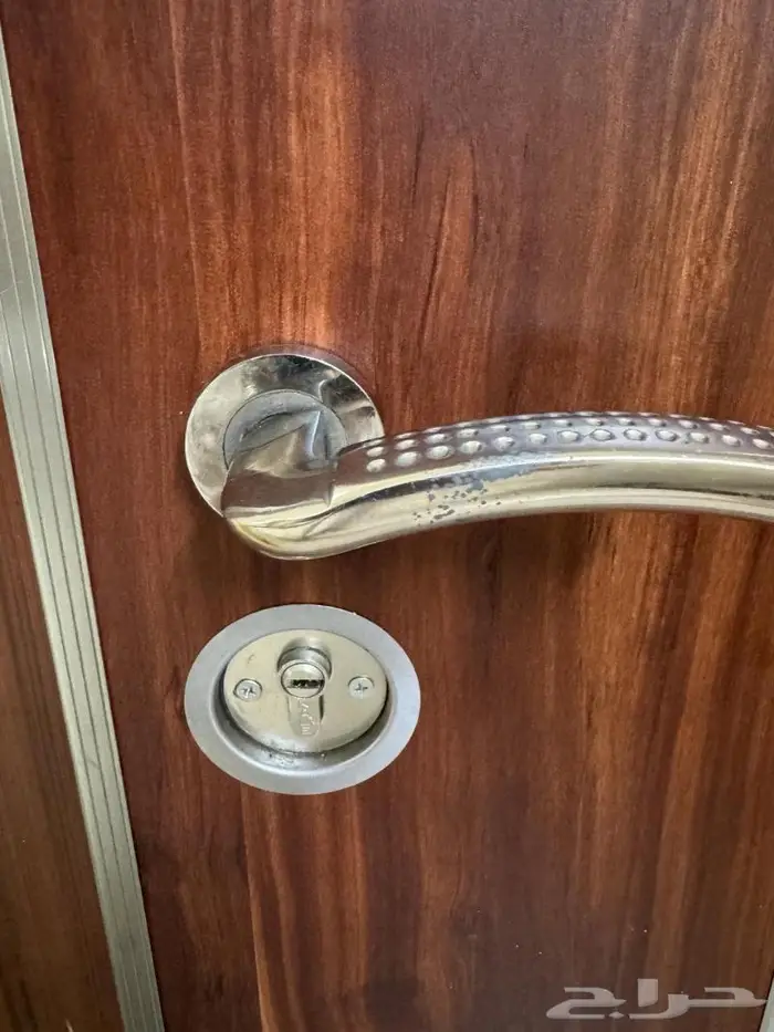 صيانة وتصليح مفاتيح مكسوره فتح سيارات فتح شقق فتح خزن 24 س 0