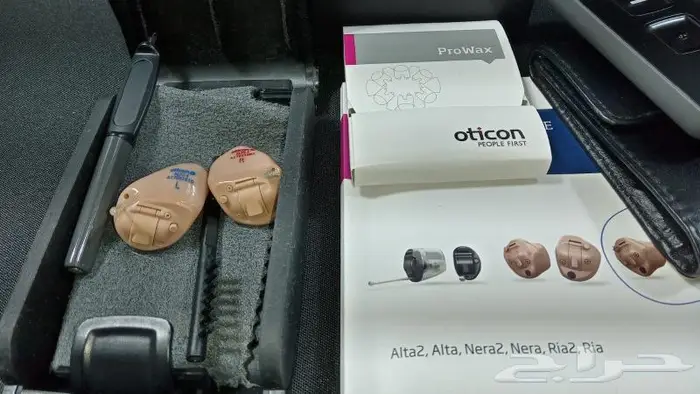سماعات اذن طبية oticon مع ريموت كنترول نظيفة جدا 6