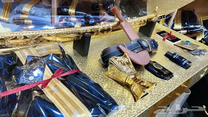 اطقم هدايا تخرج دروع ملازم سيف ترقية بشت زواج 10