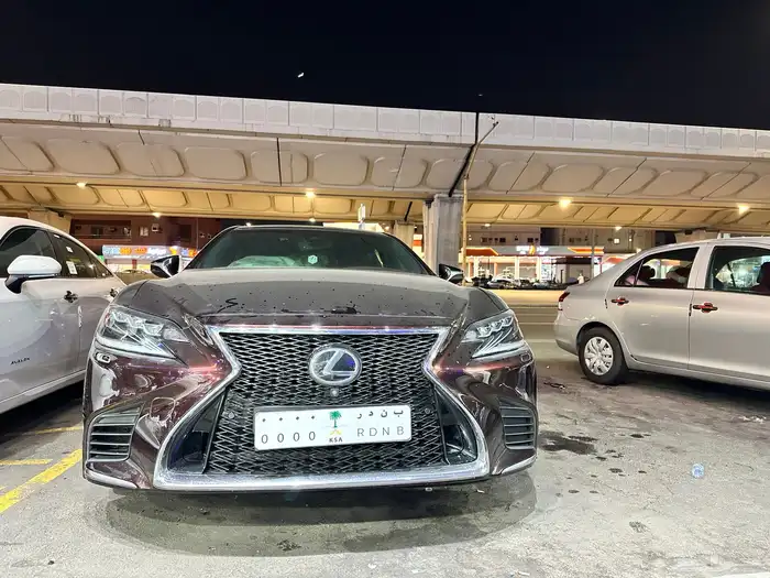 ترهيم لكزس Ls500 من موديل 2020 الى 2024 15