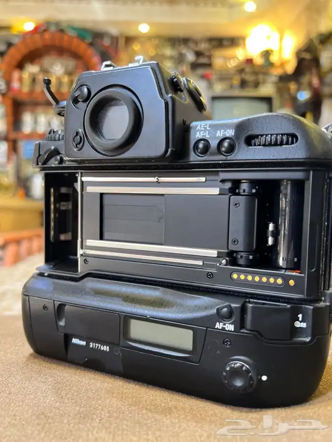 كاميرا فيلم نيكون Nikon F5 قديمة تراث 8