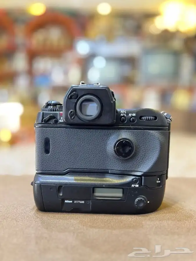 كاميرا فيلم نيكون Nikon F5 قديمة تراث 4