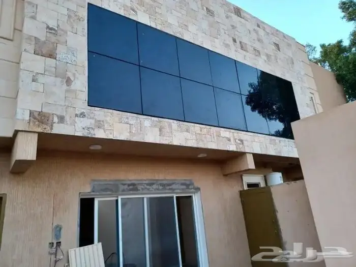 امتياز التنفيذ المنيوم زجاج سكريت استركشر 13