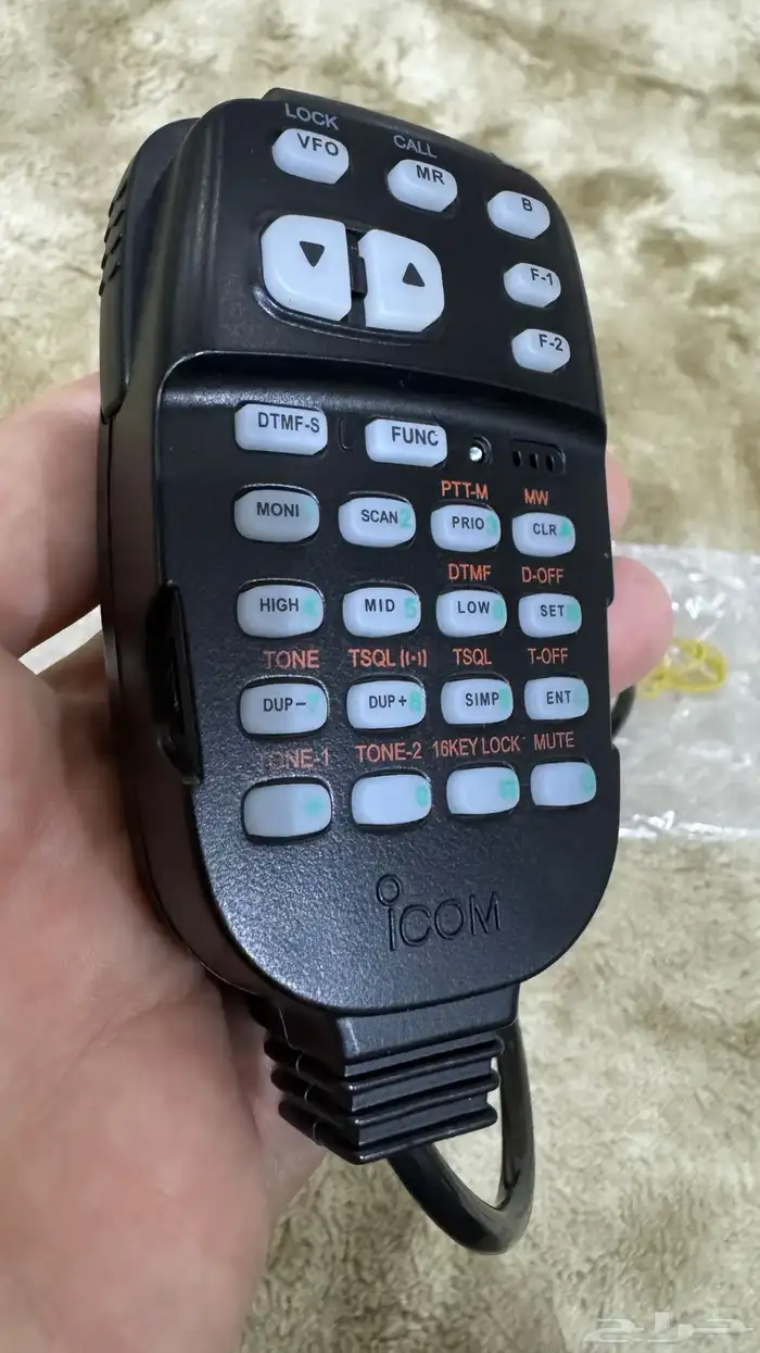 ريشة ايكوم 2100 ملكية 3