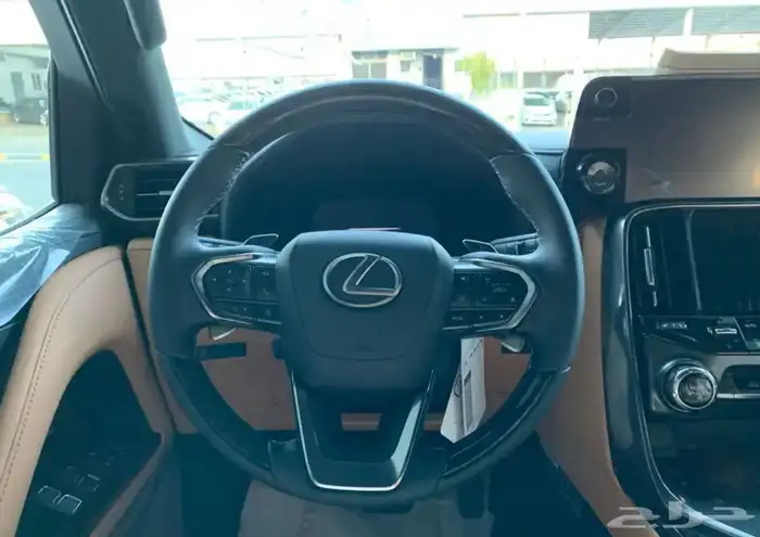 لكزس LX600BB المديل 2025 اقساط على بنك الرياض 4