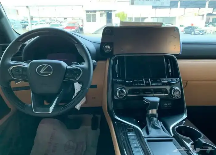 لكزس LX600BB المديل 2025 اقساط على بنك الرياض 2