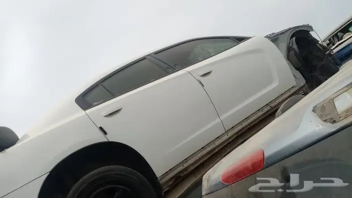 تشارجر 2013 بيع قطع غيار فقط 0