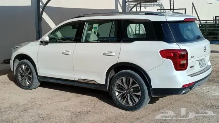 سيارة جيب صالون جاك GAC صيني GS8 للبيع - الخرج 1