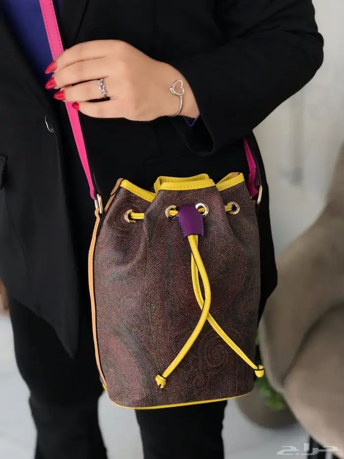 شنطة ماركة ايترو الاكثر طلبا شنط الهبه 15
