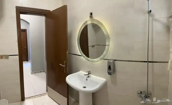 شاليه منتجع درة العروس على البحر مباشرة 8