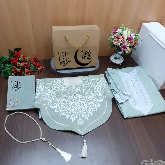 اطقم صلاه سجادات 0