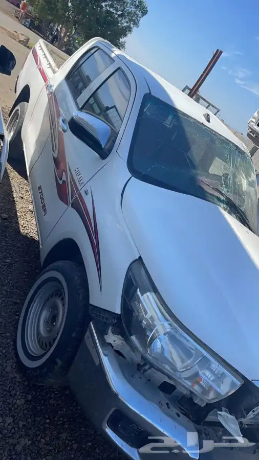 قطع هايلوكس 2016 تشليح 1