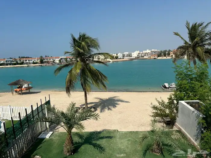 فيلاه شاليه منتجع درة العروس على البحر مباشرة 13