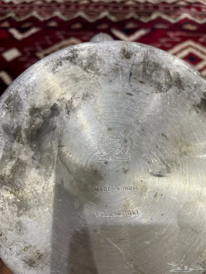 ابريق معدن هندي ختم واحد مقاس 13 11