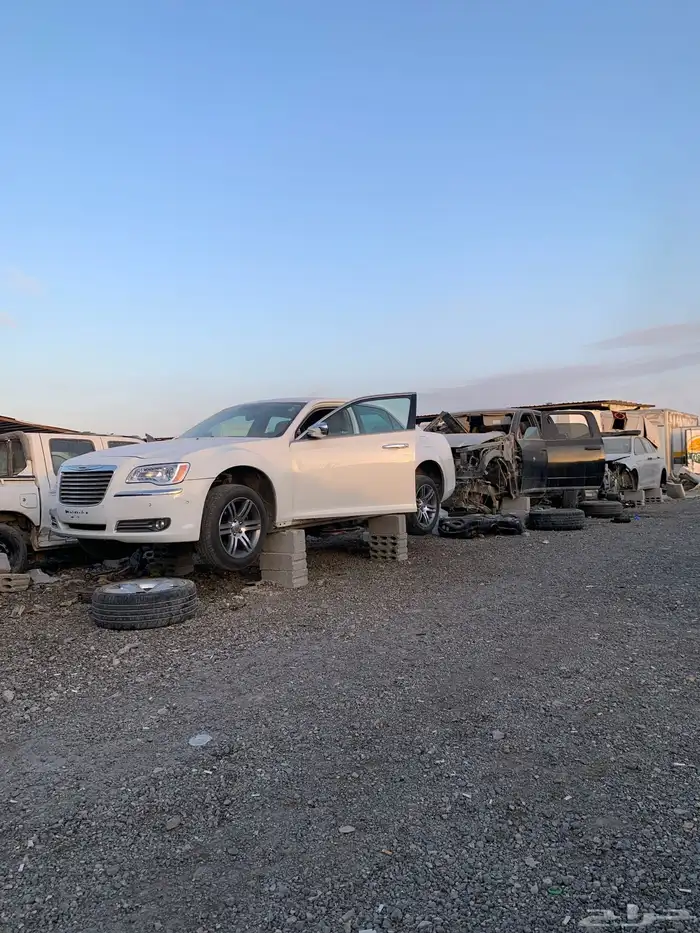 كرايزلر C300 2014 بيع قطع غيار فقط 6