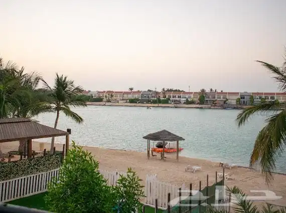 فيلاه شاليه منتجع درة العروس على البحر مباشرة 34