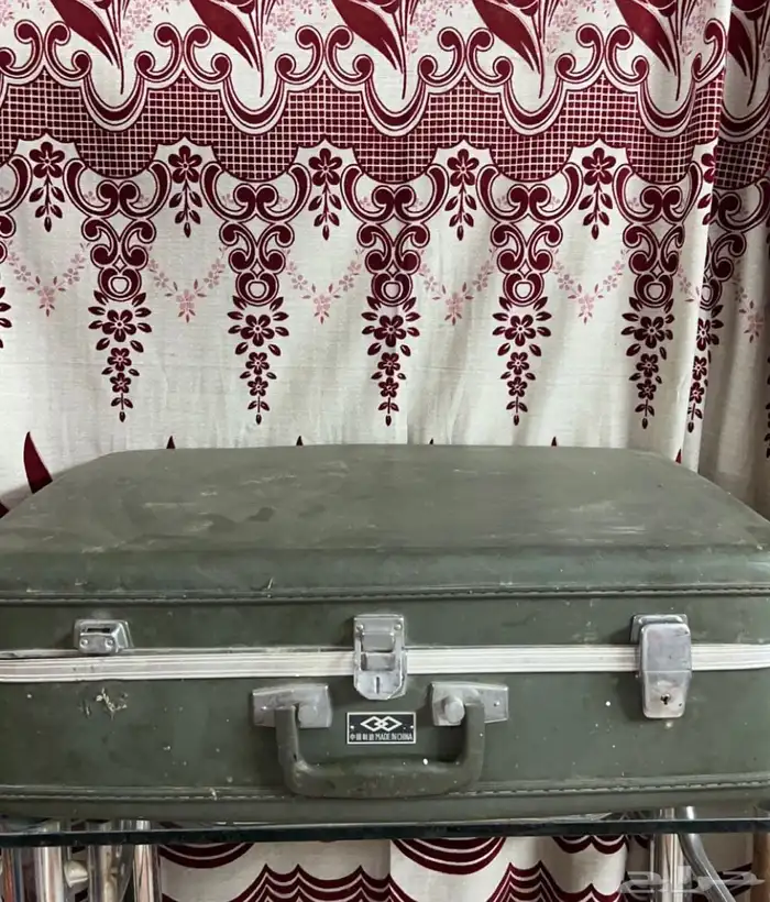 حقائب ( شناط ) قديمه ( تراث) ( عرض يوم التأسيس ) 3