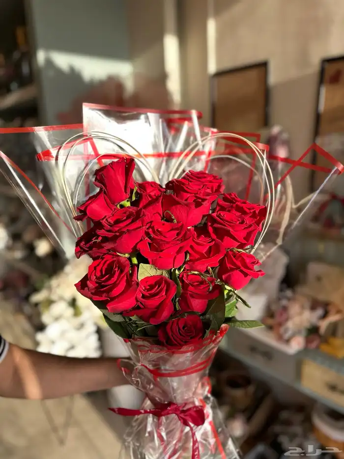 هدايا ورد طبيعي وتنسيقات يوم الحب 4